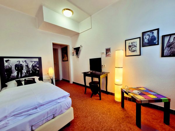 Hotelzimmer "Budget" im Retro-Art-Hotel Lünen
